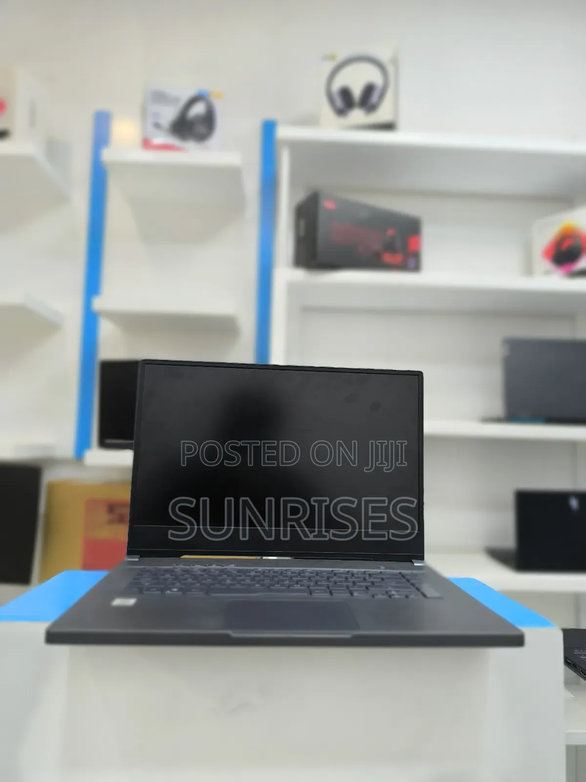 New Laptop Asus ROG Zephyrus G15 16GB Intel Core I7 SSD 512GB