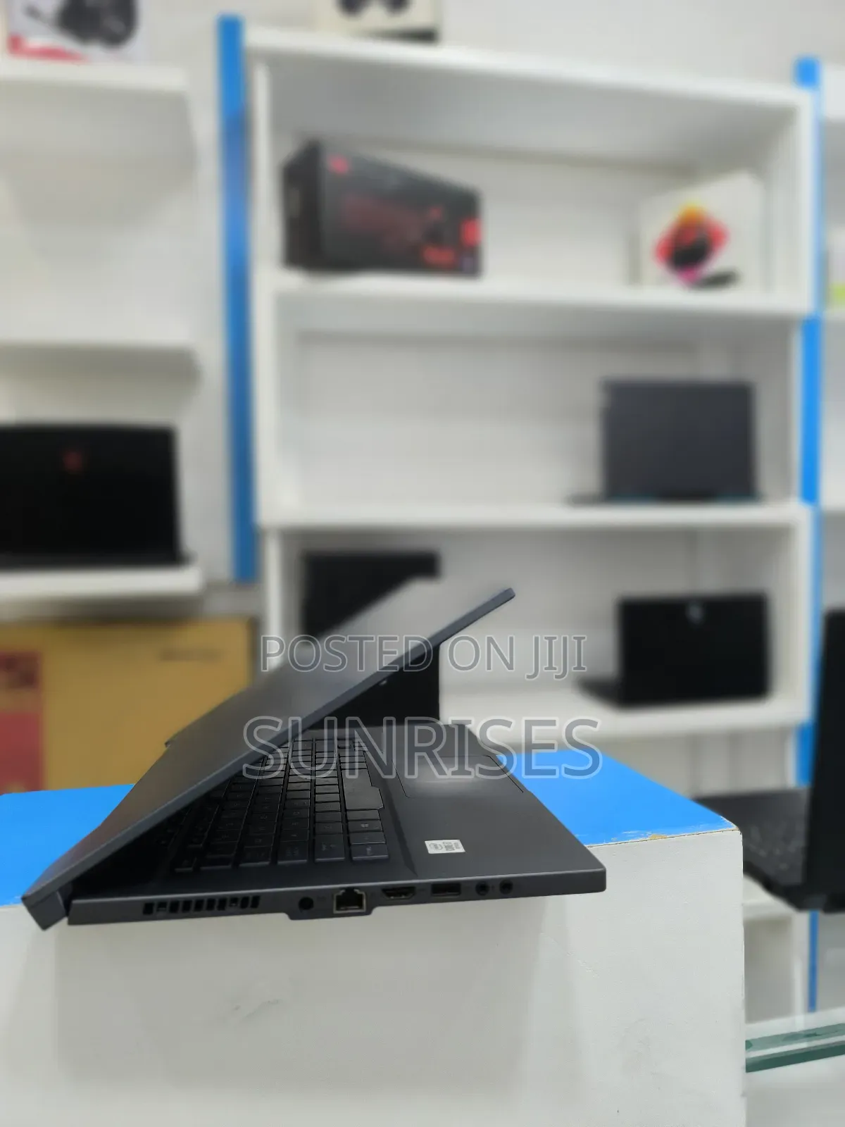 New Laptop Asus ROG Zephyrus G15 16GB Intel Core I7 SSD 512GB