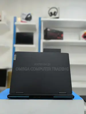 New Laptop Lenovo LOQ 15IRH8 16GB Intel Core i5 SSD 512GB