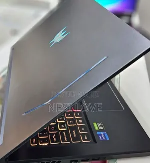 New Laptop Acer Predator Helios 300 16GB Intel Core I9 SSD 512GB