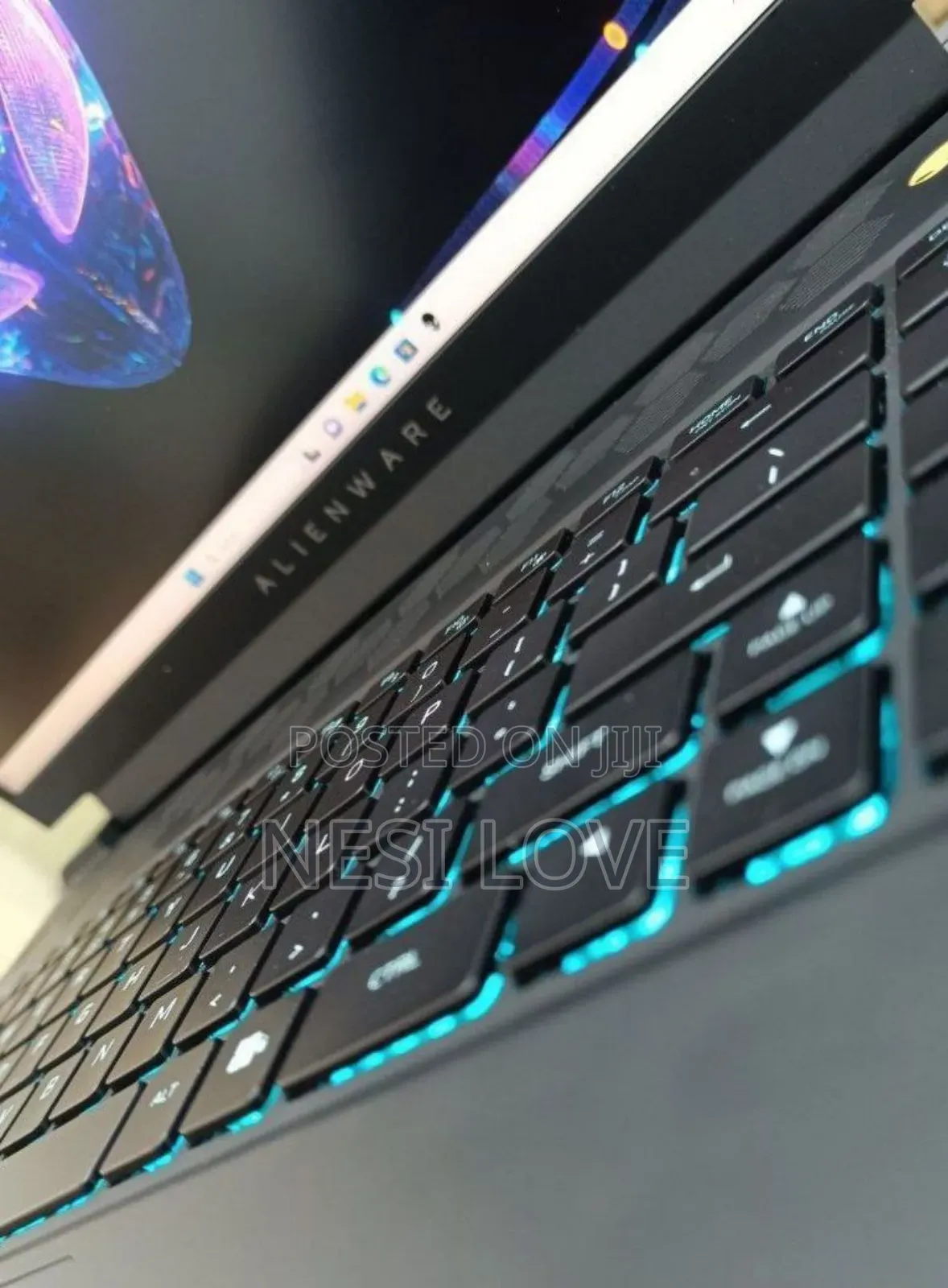 New Laptop Alienware M17x R2 16GB Intel Core I7 SSD 1T