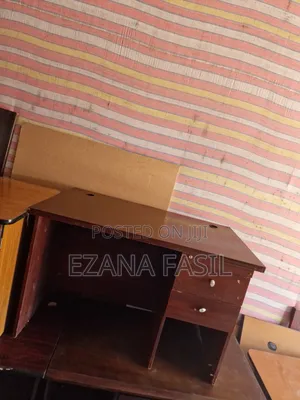 Photo - Office Table