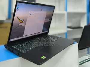New Laptop Lenovo LOQ 15IRH8 16GB Intel Core I5 SSD 512GB