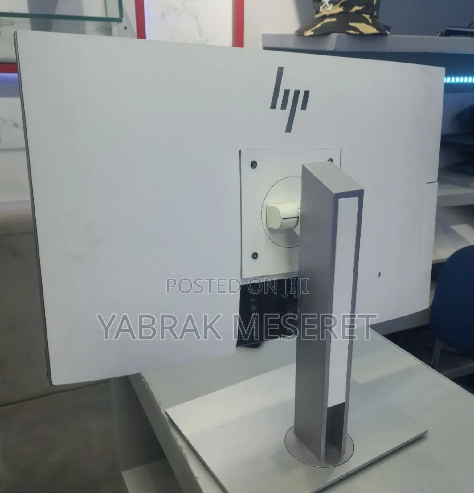 New Desktop Computer HP 200 G4 All-in-One 16GB Intel Core I7 SSD 512GB