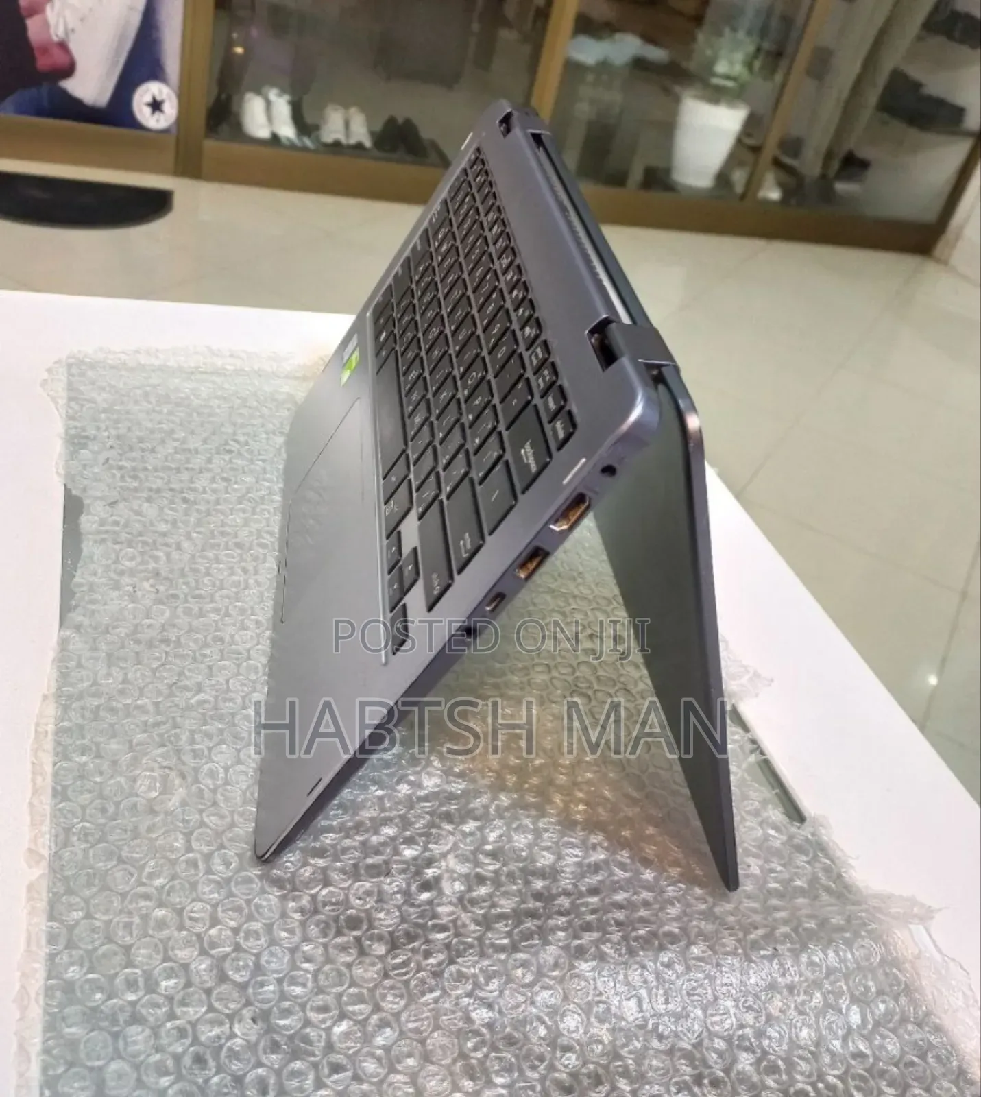 New Laptop Asus Vivobook E200HA 8GB Intel Core I7 HDD 1T