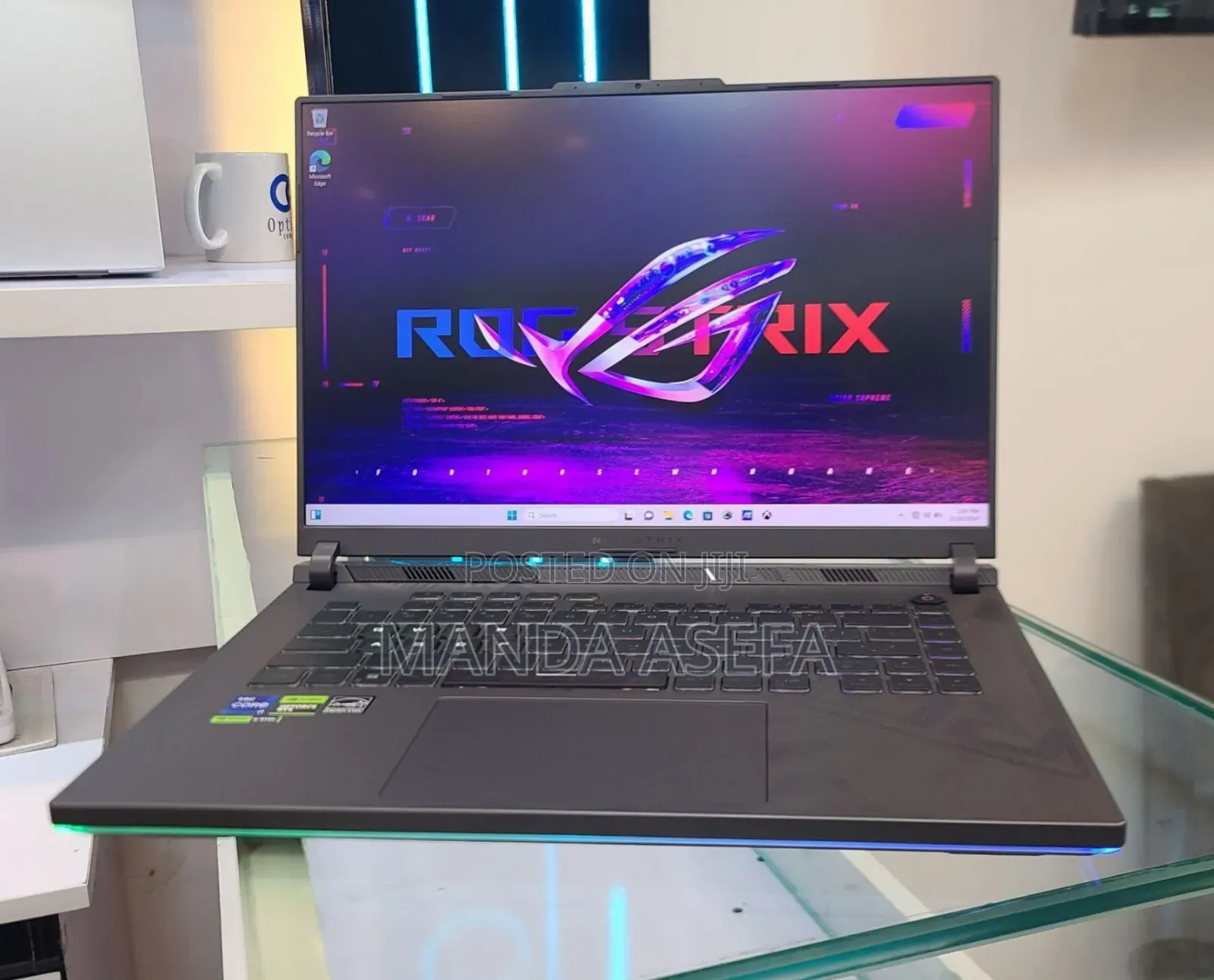 New Laptop Asus ROG Strix G15 16GB AMD Ryzen 7 SSD 1T