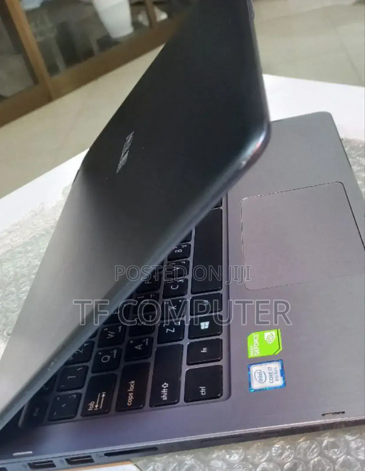 New Laptop Asus VivoBook Flip 14 TP401CA 8GB Intel Core I7 SSD 1T