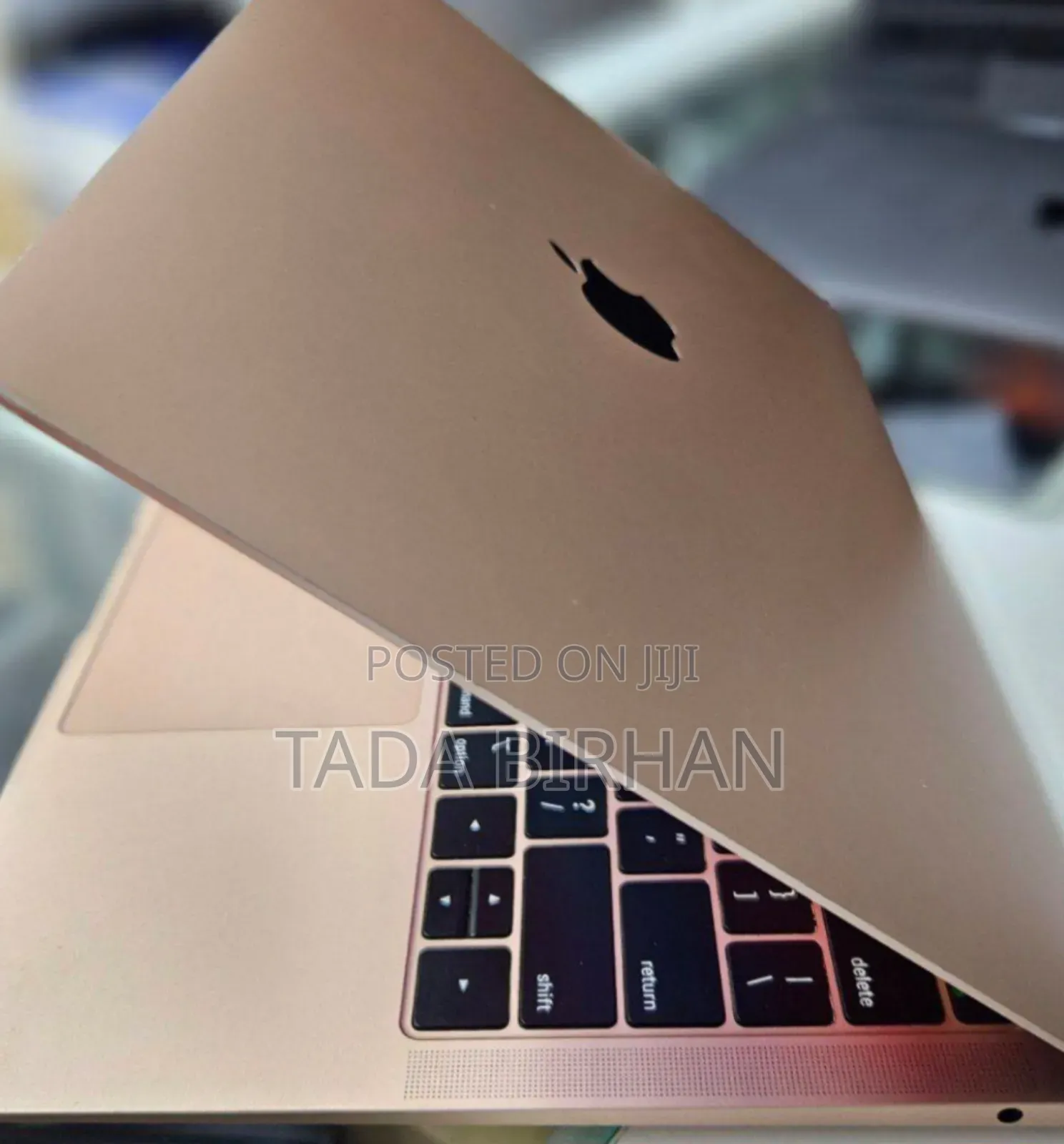 New Laptop Apple MacBook Air 2020 M1 8GB Apple M1 SSD 256GB