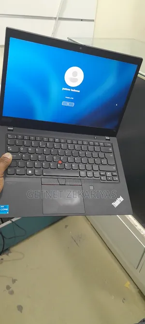 Photo - New Laptop Lenovo ThinkPad T14 16GB Intel Core I5 SSD 512GB
