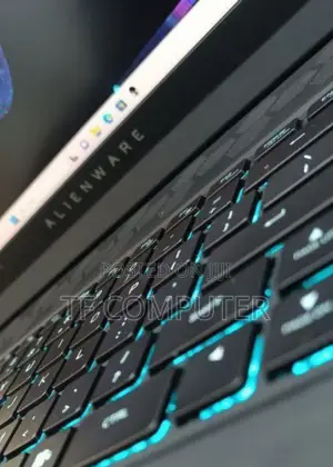 New Laptop Alienware M17x R2 16GB Intel Core I7 SSD 1T