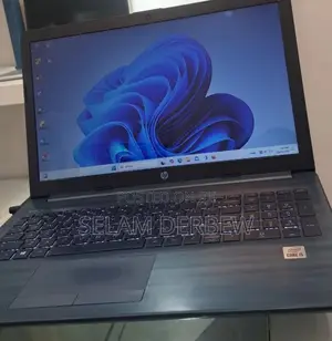 New Laptop HP Stream Notebook 8GB Intel Core I5 HDD 1T