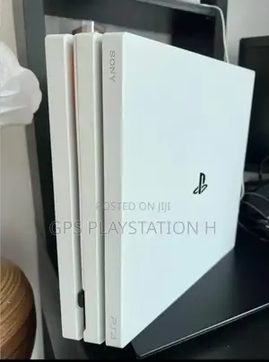 Photo - Ps 4 Pro Jealbreak 9.00 Version With Out Joystick