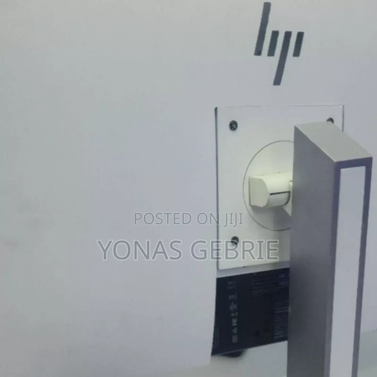 New Desktop Computer HP 200 G4 All-in-One 8GB Intel Core I7 SSD 1T