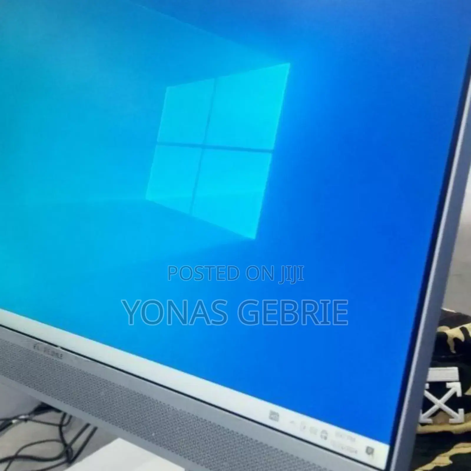 New Desktop Computer HP 200 G4 All-in-One 8GB Intel Core I7 SSD 1T