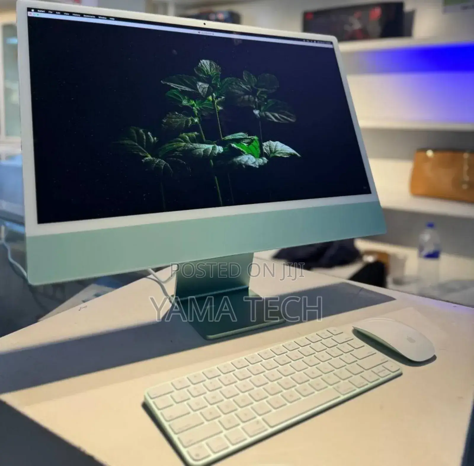 New Desktop Computer Apple iMac M3 8GB Apple M3 SSD 256GB