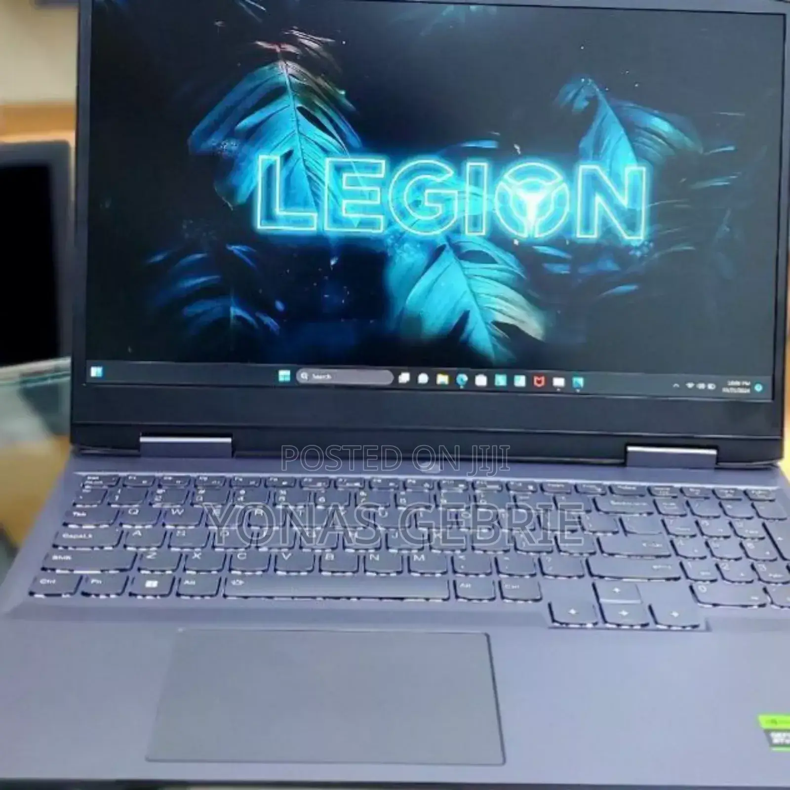 New Laptop Lenovo LOQ 15IRH8 16GB AMD Ryzen 7 SSD 512GB