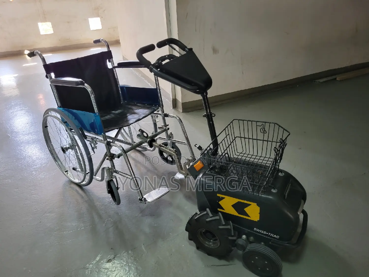 Swiss Trac ሙሉ ቻርጅ 30km ሚጓዝ Wheelchair见electrical Wheelchair