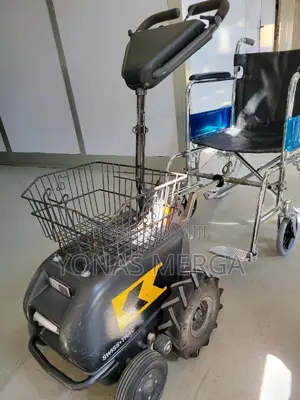 Wheelchair Tractor (Up to 9 Km/H)Electrical Wheelchair