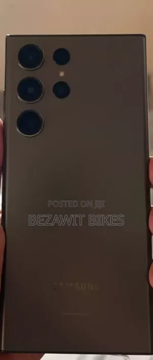 Photo - New Samsung Galaxy S23 Ultra 512 GB