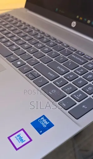 New Laptop HP Pavilion 15 16GB Intel Core Ultra 5 SSD 1T