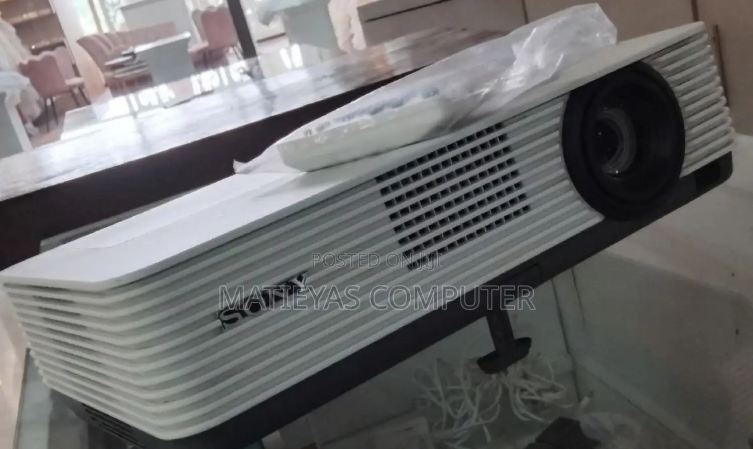 Sony Projector Dx220