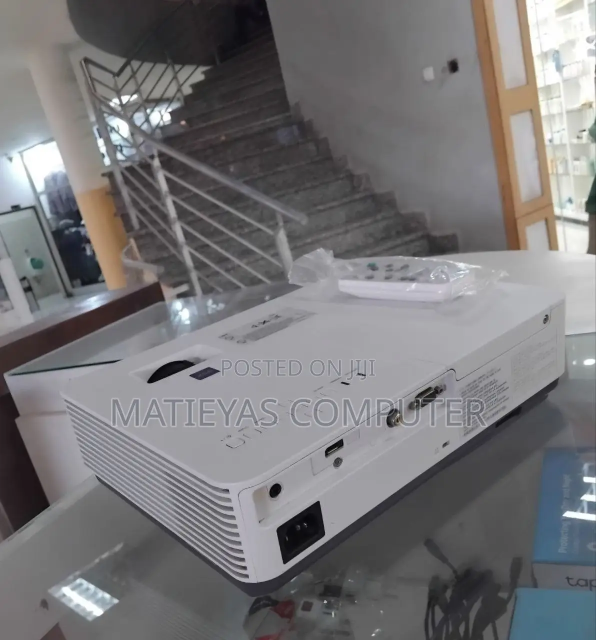 Sony Projector Dx220