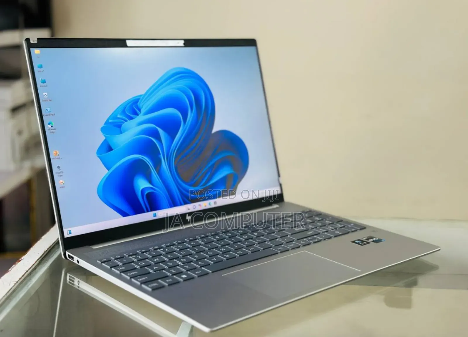 New Laptop HP Pavilion 15 16GB Intel Core I7 SSD 1T