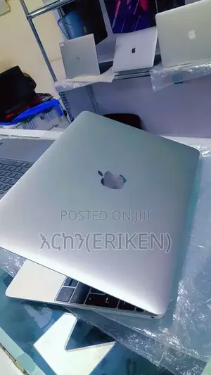 New Laptop Apple MacBook Air 2015 8GB Intel Core M SSD 512GB