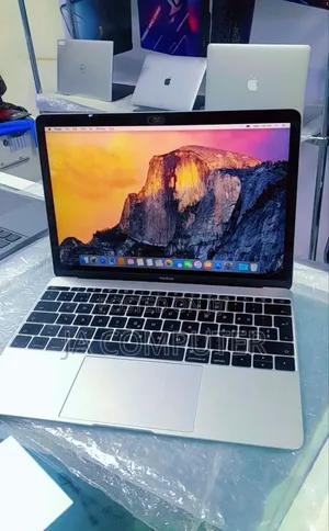 New Laptop Apple MacBook Air 2015 8GB Intel Core M SSD 512GB