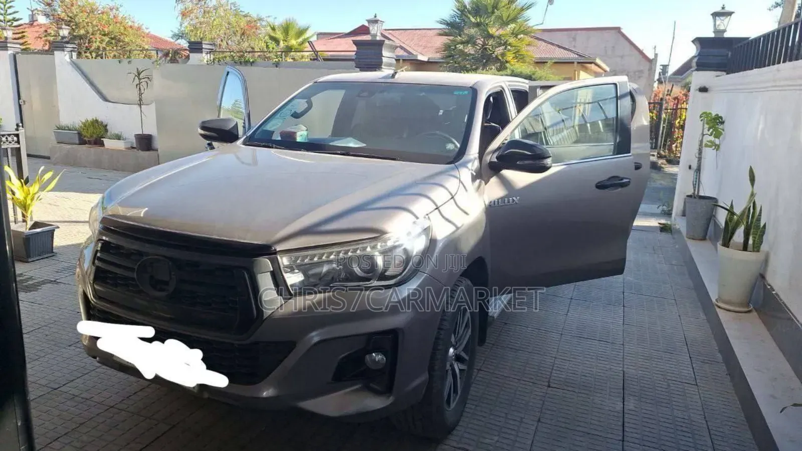 Toyota Hilux Revo Double Cab Deisel 2.8 AWD 2020 Gold