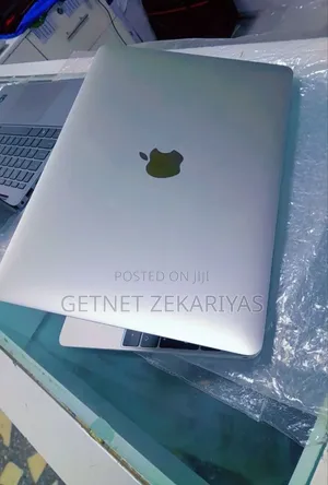 New Laptop Apple MacBook Air 2015 8GB Intel Core M SSD 512GB