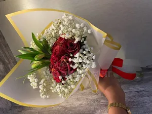**Mini Bouquet Flower  Gift