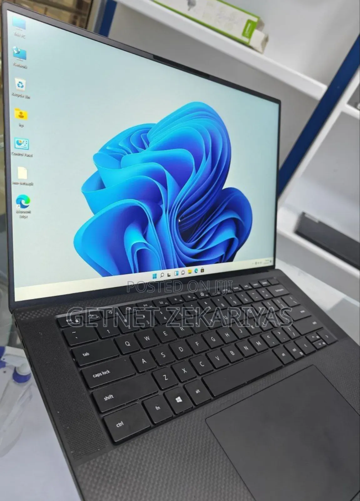 New Laptop Dell Precision 5570 20GB Intel Core I7 SSD 512GB