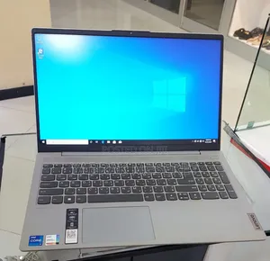 New Laptop Lenovo 8GB Intel Core I7 SSD 512GB
