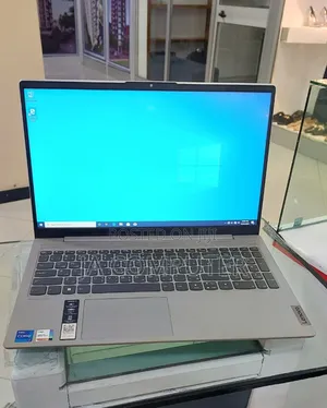 New Laptop Lenovo Ideapad 3 8GB Intel Core I7 SSD 512GB