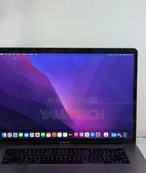 Photo - New Laptop Apple MacBook Pro 2018 16GB Intel Core I9 SSD 1T