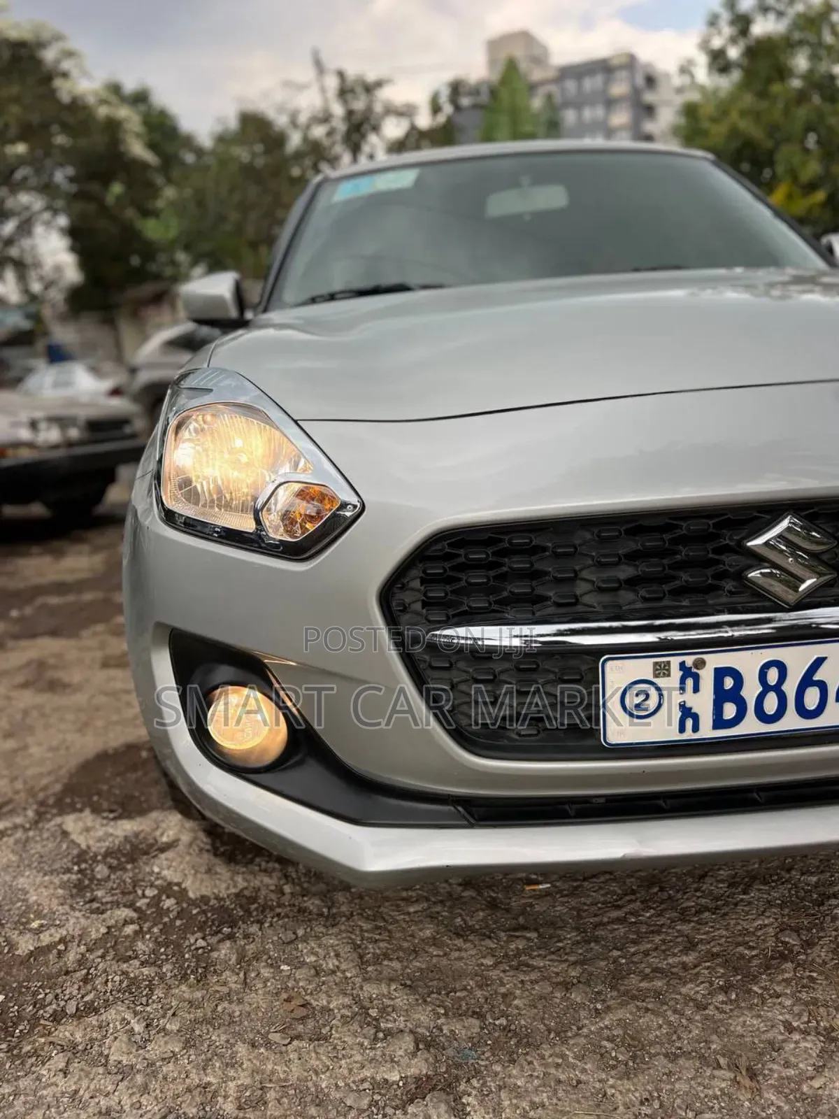 Suzuki Swift 2021 Silver