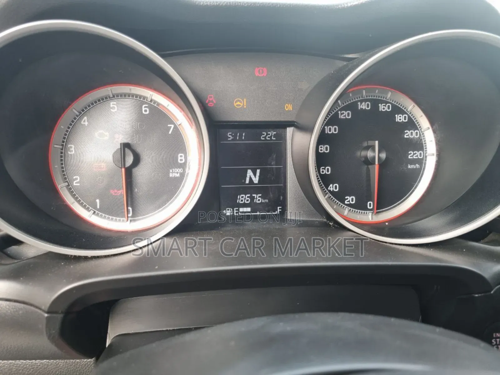 Suzuki Swift 2021 Silver