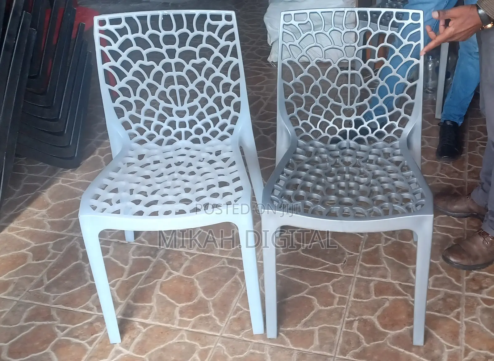 Gray & Marble White Mesh Plastic Chairs For Cafe