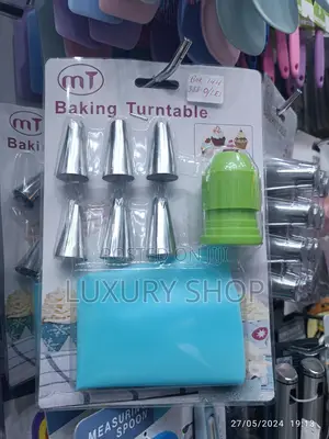 Photo - Cake Decorating Nozzles 6pcs