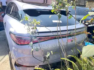 New BYD Seal DM-i 2024