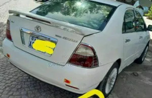 Photo - Toyota Corolla 2006 White