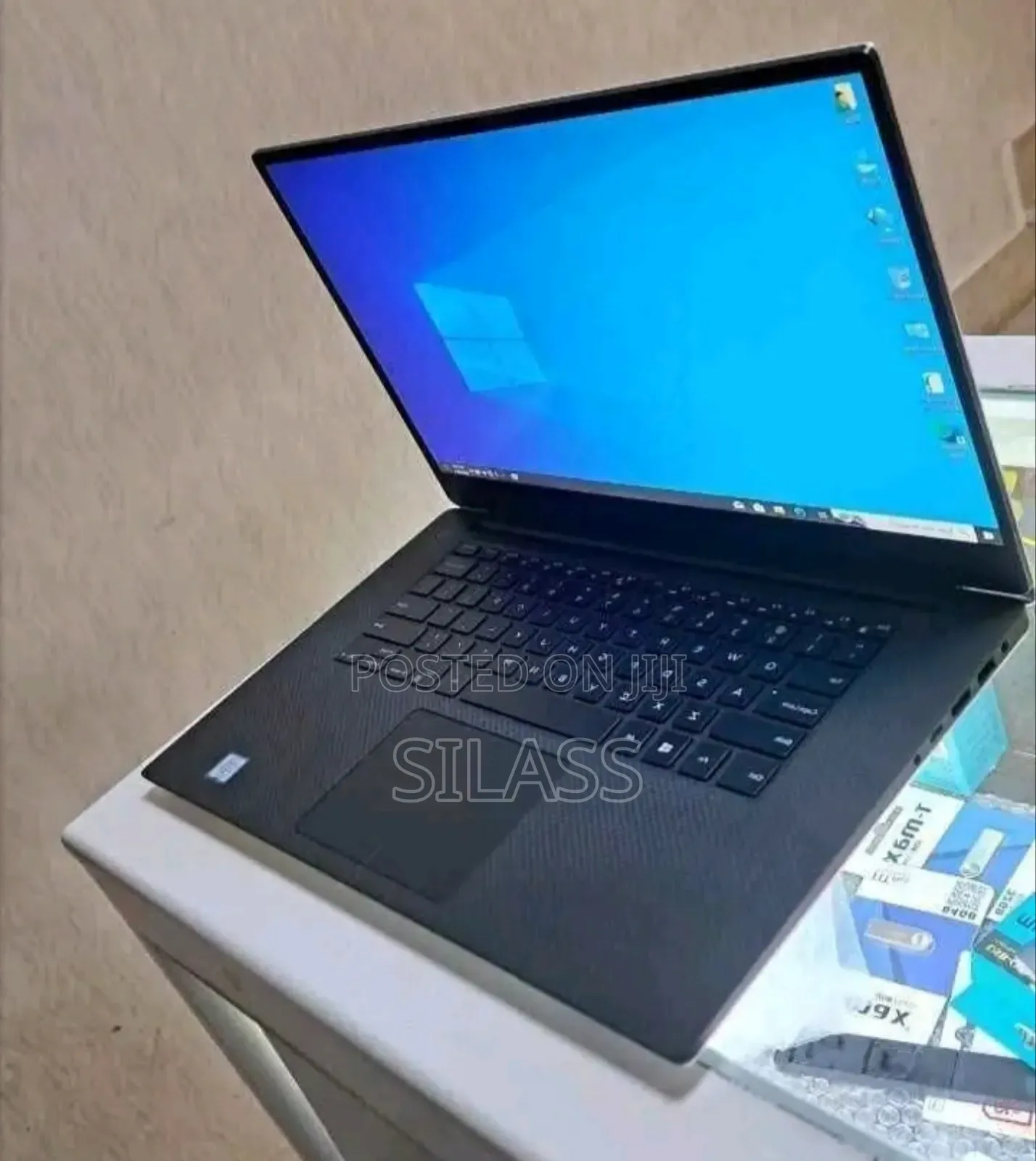 New Laptop Dell Precision 7670 32GB Intel Core I7 SSD 512GB