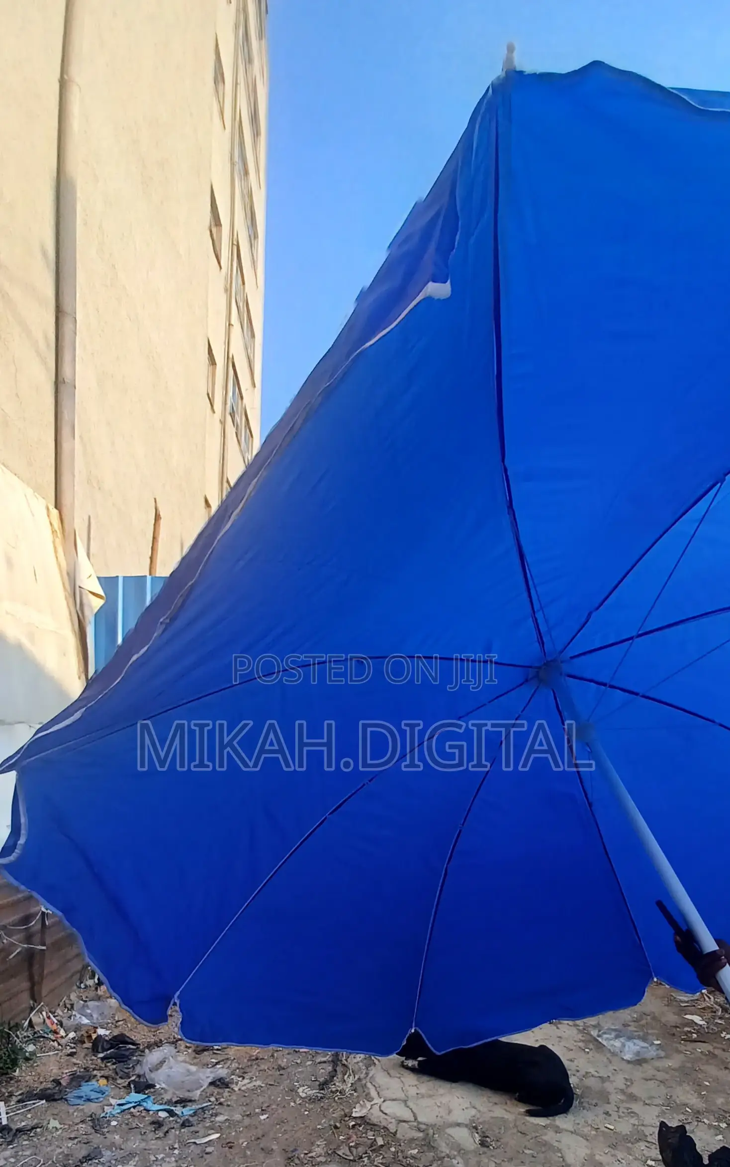 2m Single Layer Bluish Middle Stand Table Umbrella for Café