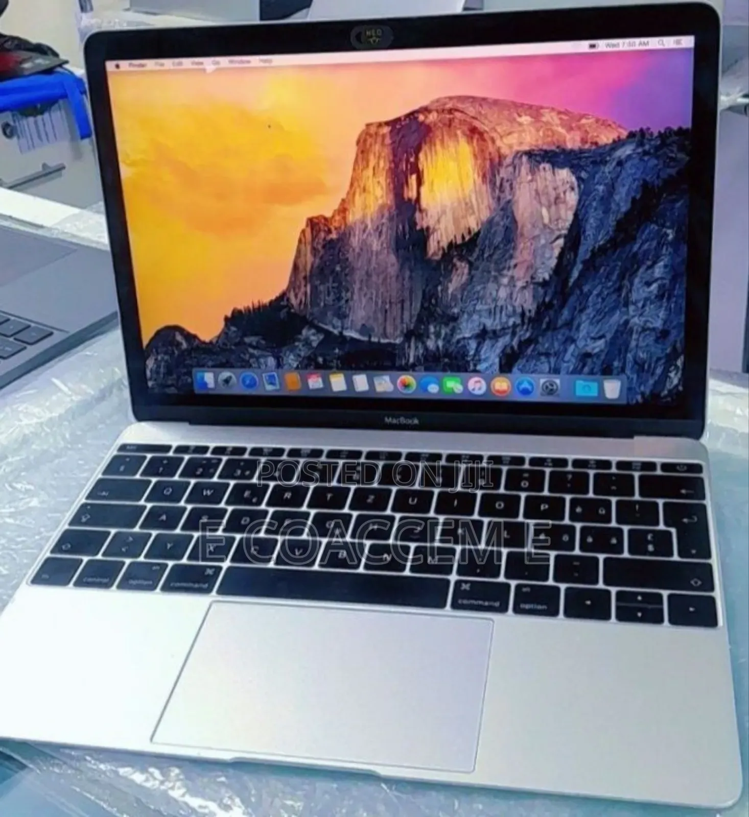 Laptop Apple MacBook Air 8GB Intel Core M SSD 512GB