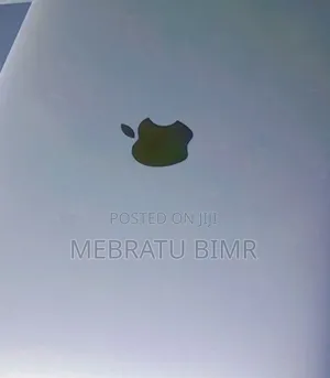 Photo - New Laptop Apple MacBook Air 2015 8GB Intel Core M SSD 512GB