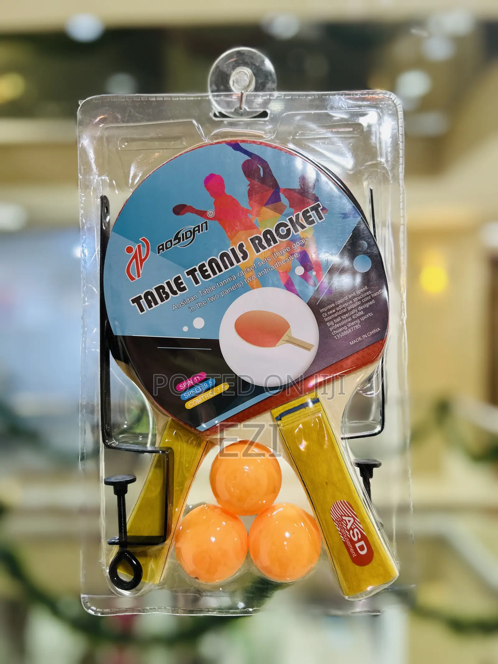 Tennis Racket With 3 Balls