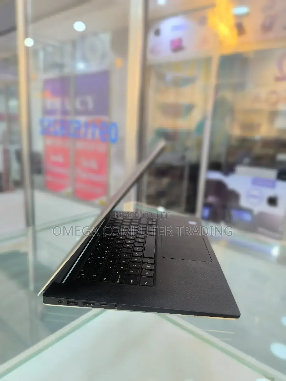 New Laptop Dell Precision 5550 16GB Intel Core i9 SSD 512GB