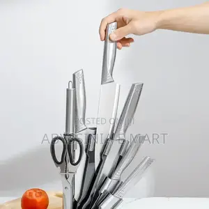 ሁሉንም ያካተተ 4 በተለያየ መጠን ቢላዎች ያሉት Kitchen Knife Set