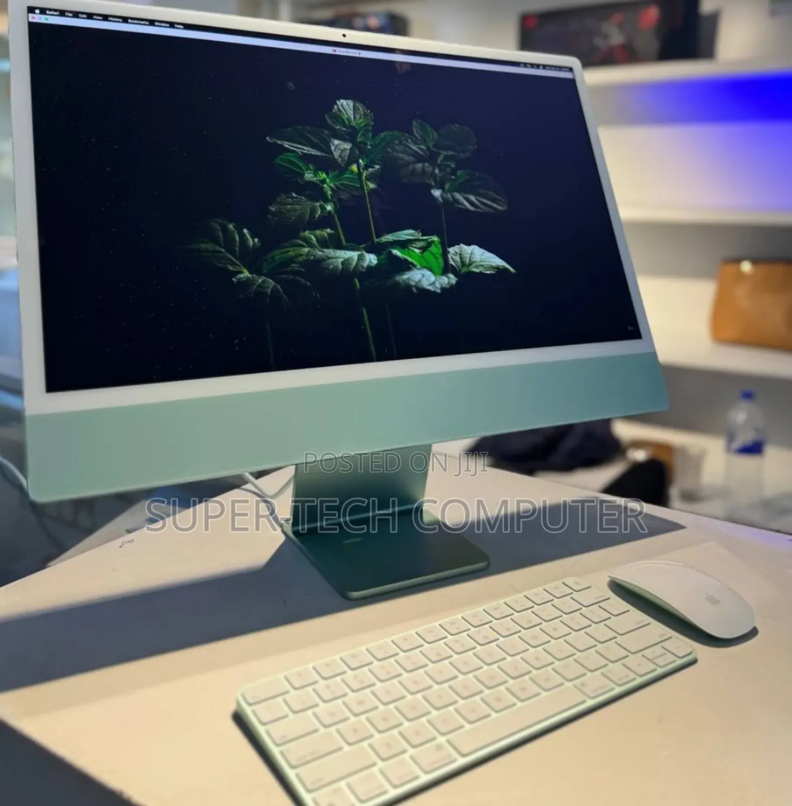 New Desktop Computer Apple iMac M3 8GB Apple M3 SSD 256GB